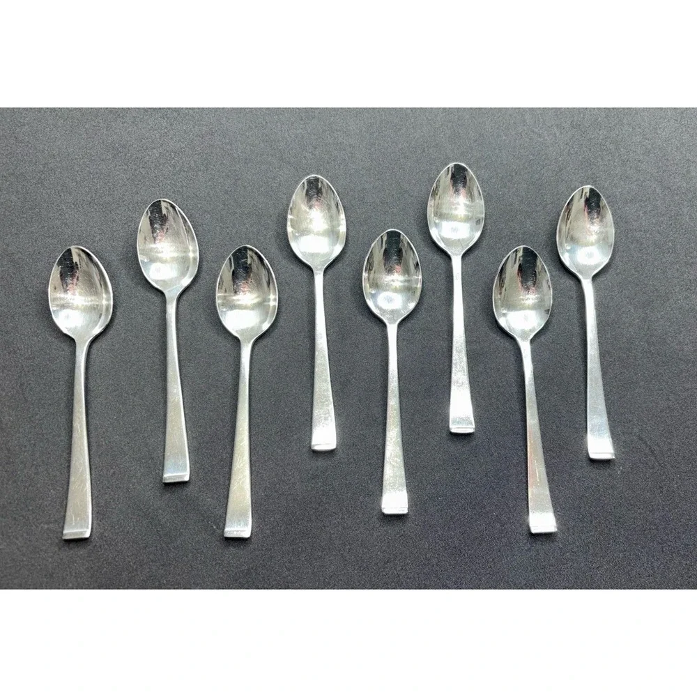 Wallace 18/8 Georgetown Stainless Steel 8 Teaspoons 6
